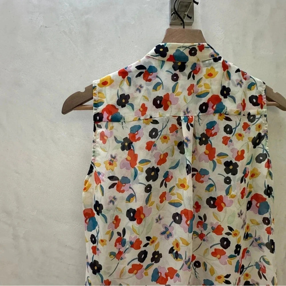 Cabi || Women's Sleeveless Ruffled Bodice in Vivivd Floral  White Blouse XS - Picture 9 of 11